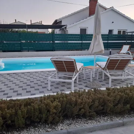 Holiday home Family Sukosan, Zadar Sukosan