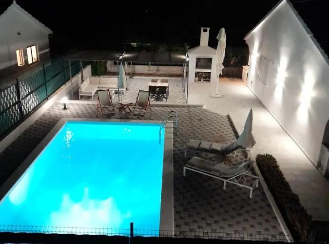 Family Sukosan, Zadar Tatil Evi